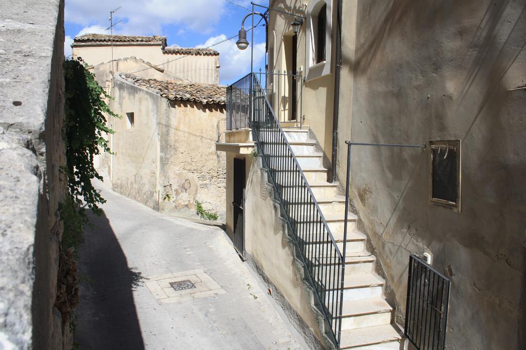 Appartamento Il Cappero Modica Luaran gambar
